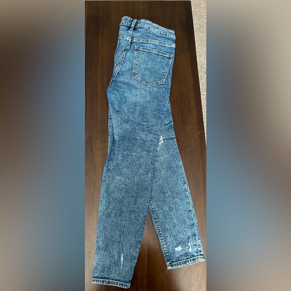Old Navy Jeans - Picture 2 of 2